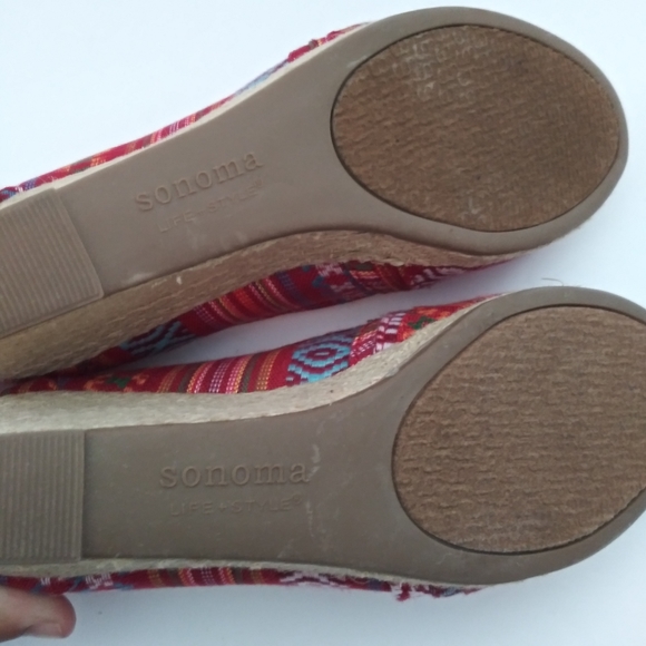 Somoma Aztec print peep toe wedges - Picture 12 of 15